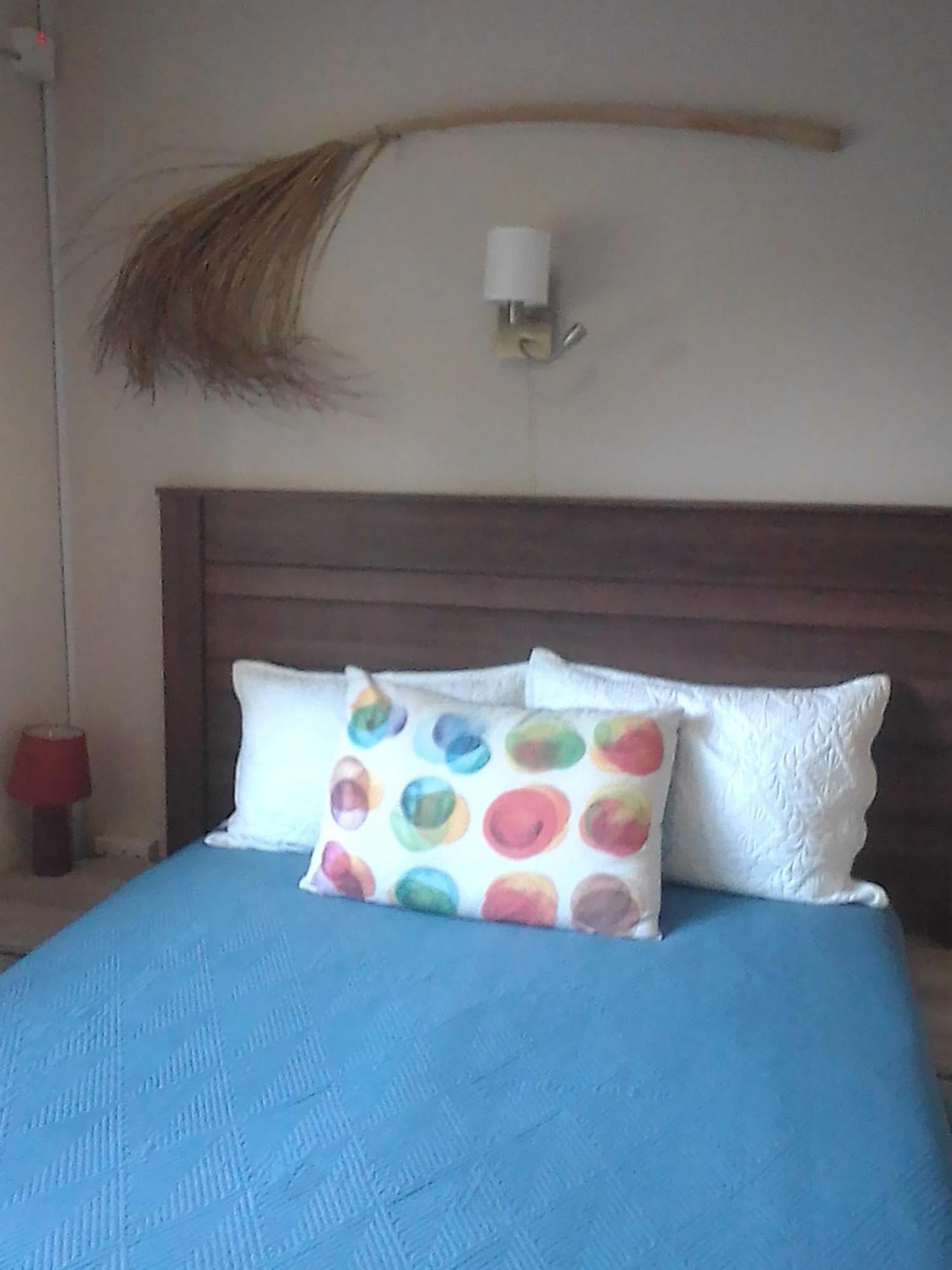 Birdville Bnb Guest House กาโบโรเน ภายนอก รูปภาพ